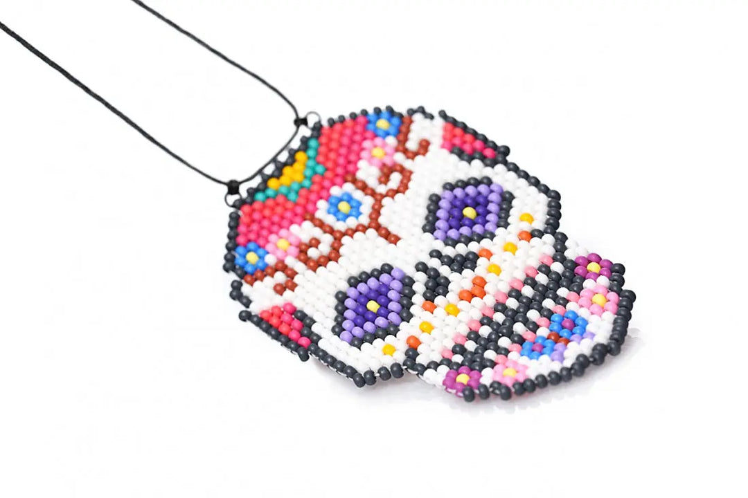 DIY Mexicansk Candy Skull af glasperler - Beadhouse of Copenhagen