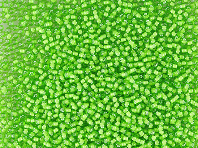 Find Grønne glasperler, preciosa, whitelined transparent green, storkøb blandt vores store udvalg af  Preciosa Seed Beads hos  Beadhouse of Copenhagen i dag. Husk gratis fragt over 400kr