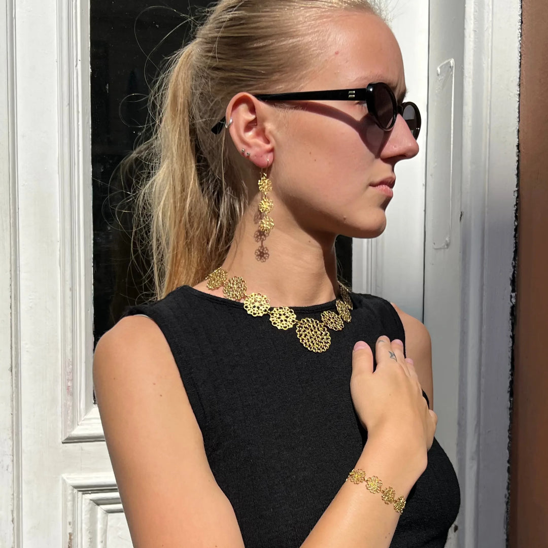 Øreringe, filigran blomst, 65mm, forgyldt messing BOC