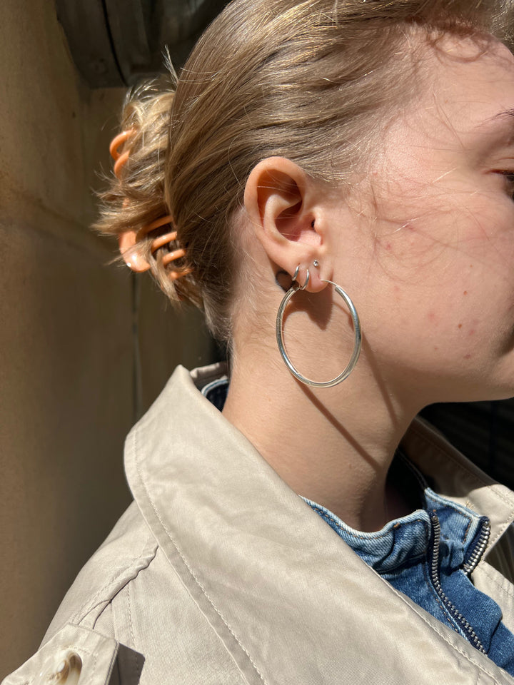 Find Øreringe, hoops,  stor creol 50 mm, sterlingsølv blandt vores store udvalg af  Øreringe hos  Beadhouse of Copenhagen i dag. Husk gratis fragt over 400kr