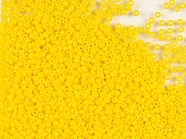 Find Gule glasperler, preciosa, natural opaque lemon, storkøb blandt vores store udvalg af  Preciosa Seed Beads hos  Beadhouse of Copenhagen i dag. Husk gratis fragt over 400kr