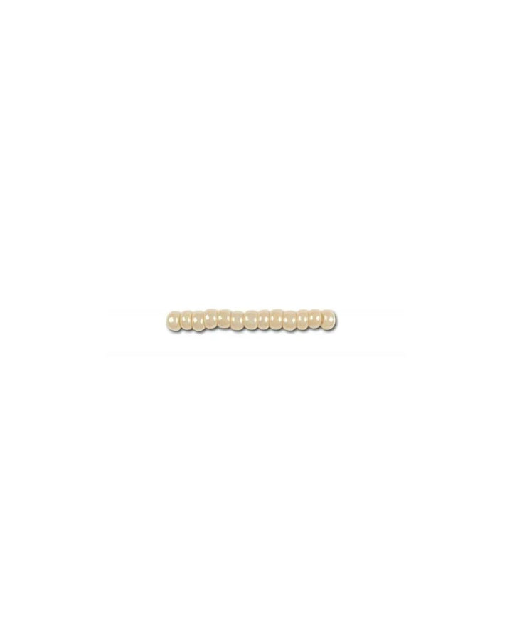 Find Hvide glasperler, preciosa, glossy shell, storkøb blandt vores store udvalg af  Preciosa Seed Beads hos  Beadhouse of Copenhagen i dag. Husk gratis fragt over 400kr