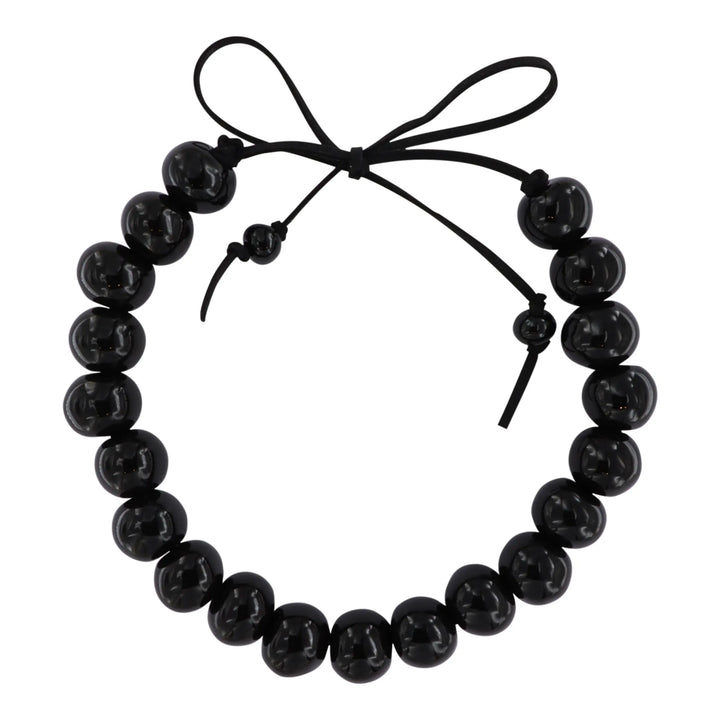 Halskæde, keramik perler på ruskindssnor, justerbar, flere varianter BOC