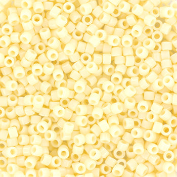 Find Brune glasperler, miyuki delica beads, opaque dark cream blandt vores store udvalg af  Miyuki Delica hos  Beadhouse of Copenhagen i dag. Husk gratis fragt over 400kr