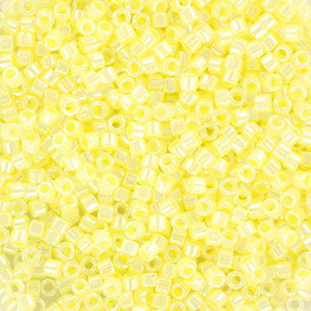 Gule Glasperler, Miyuki Delica Beads, Ceylon Light Lemon Ice