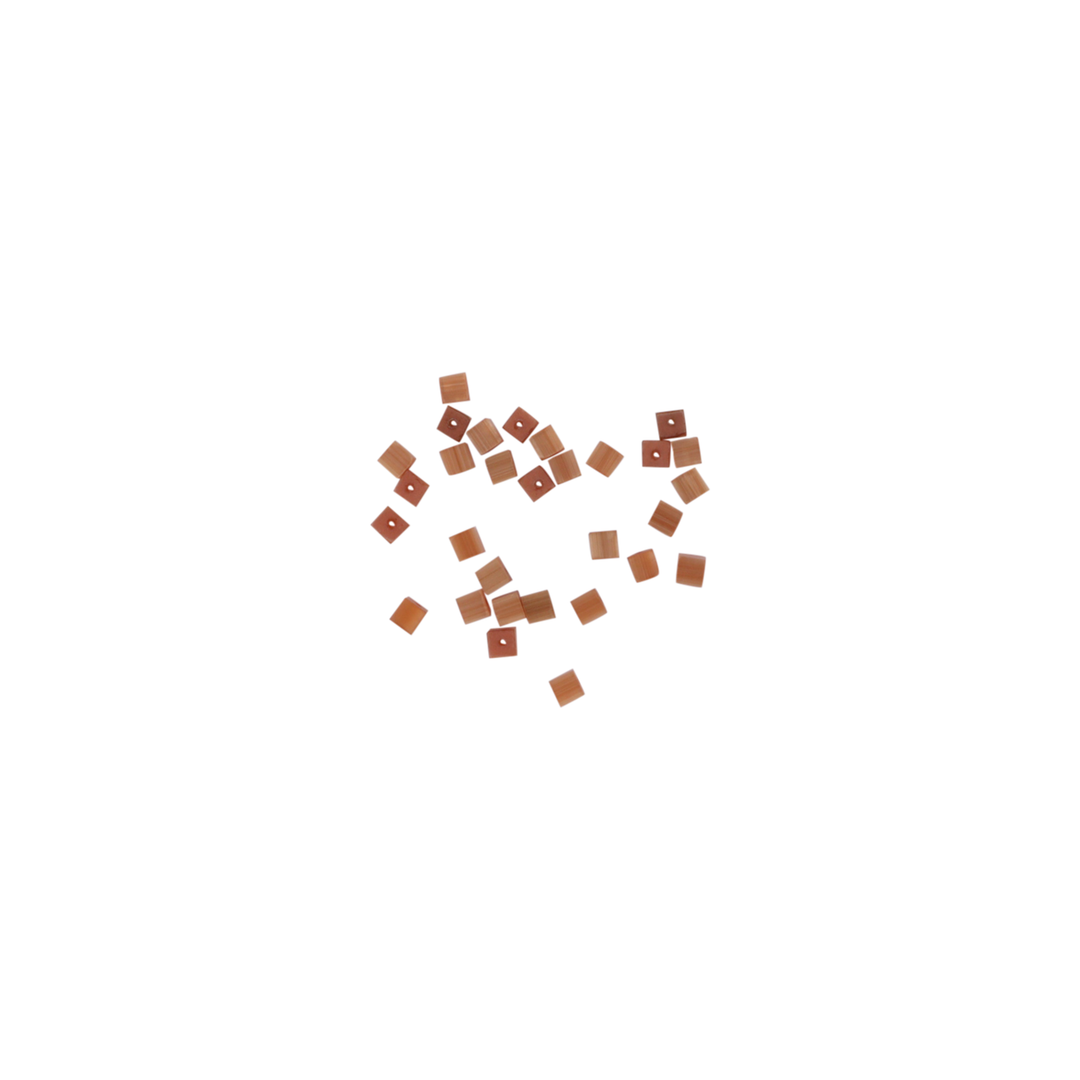 Find Glasfiberperler, firkantet, brune, 4x4 mm, 10 stk hos  Beadhouse of Copenhagen i dag. Husk gratis fragt over 400kr.