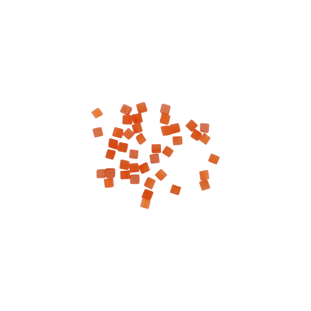 Find Glasfiberperler, firkantet, orange, 4x4 mm, 10 stk hos  Beadhouse of Copenhagen i dag. Husk gratis fragt over 400kr.