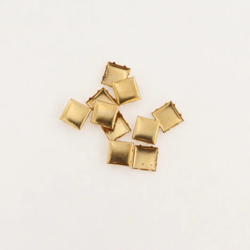 Nitter, firkantet, forsølvet og forgyldt, 10-100 stk Beadhouse of Copenhagen