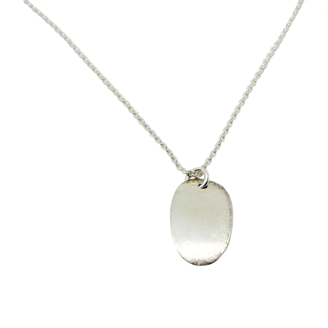 Vedhæng, børstet oval tag, sterlingsølv 