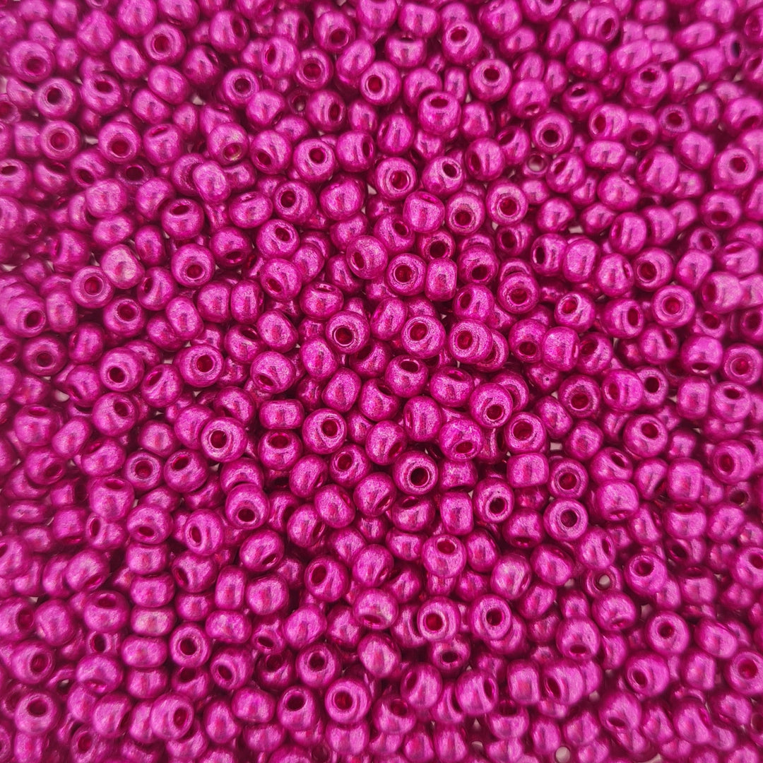 Pink - Shiny Preciosa Glasperler. Seed Beads.