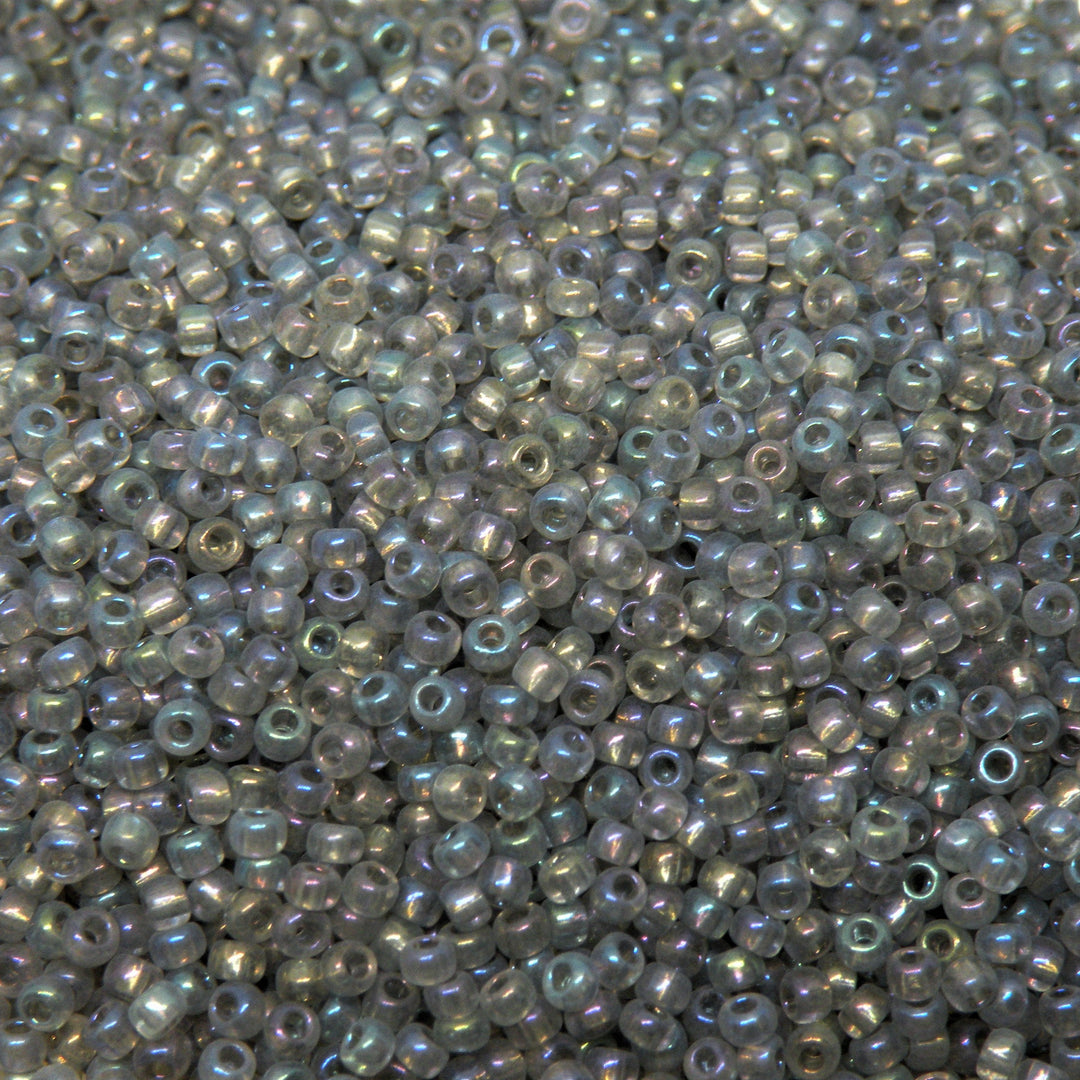 Regnbue Glasperler, seed beads, grey dyed crystal, rainbow
