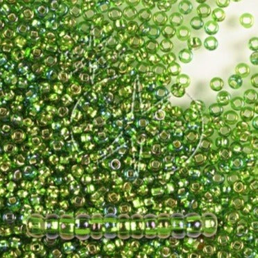 Grønne glasperler, Preciosa seed beads. Transparente  foret med sølv.