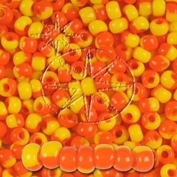Multifarvet, orange-gul Glasperle. Preciosa Seed Beads. Harlequin orange-yellow