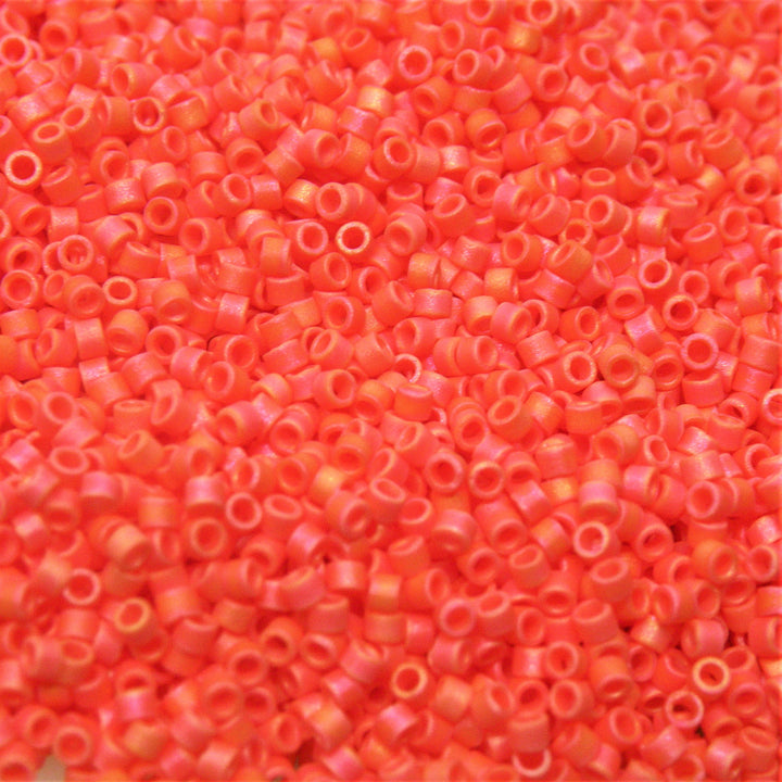 Orange Glasperler, Delica beads, opaque matte AB orange