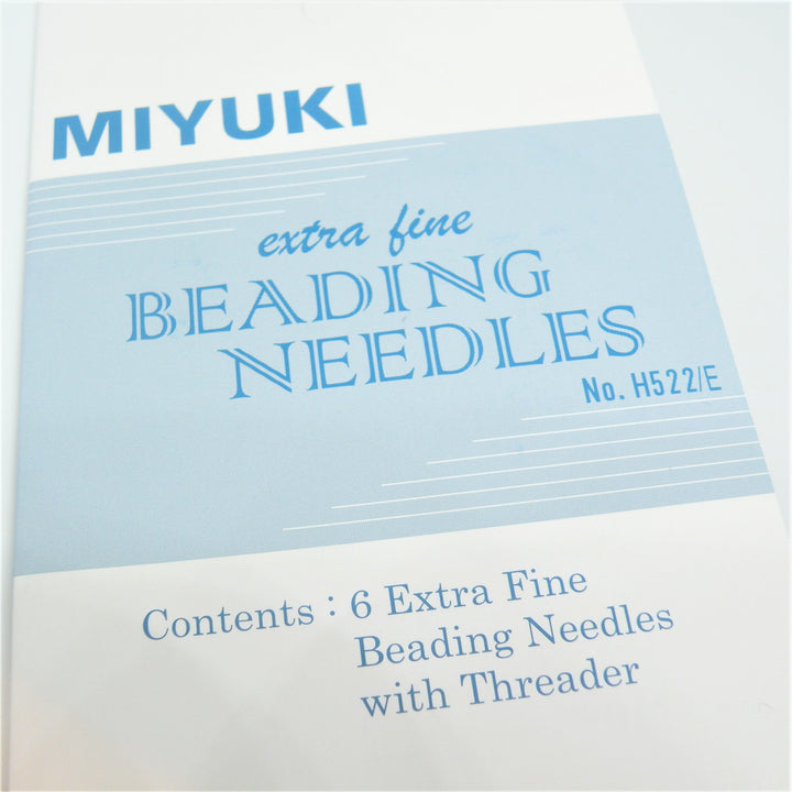 Miyuki Beading Needles, extra fine, 6 nåle og en tråder