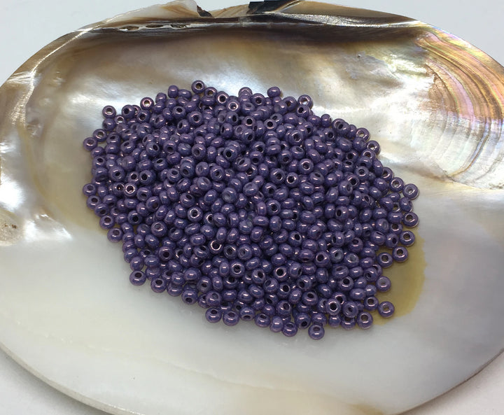 Lilla glasperler, seed beads, shiny purple