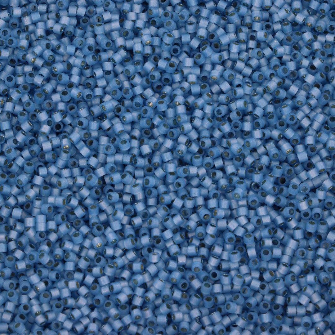 Blå Glasperle, Miyuki Delica beads, Duracoated Silverlined Bayberry