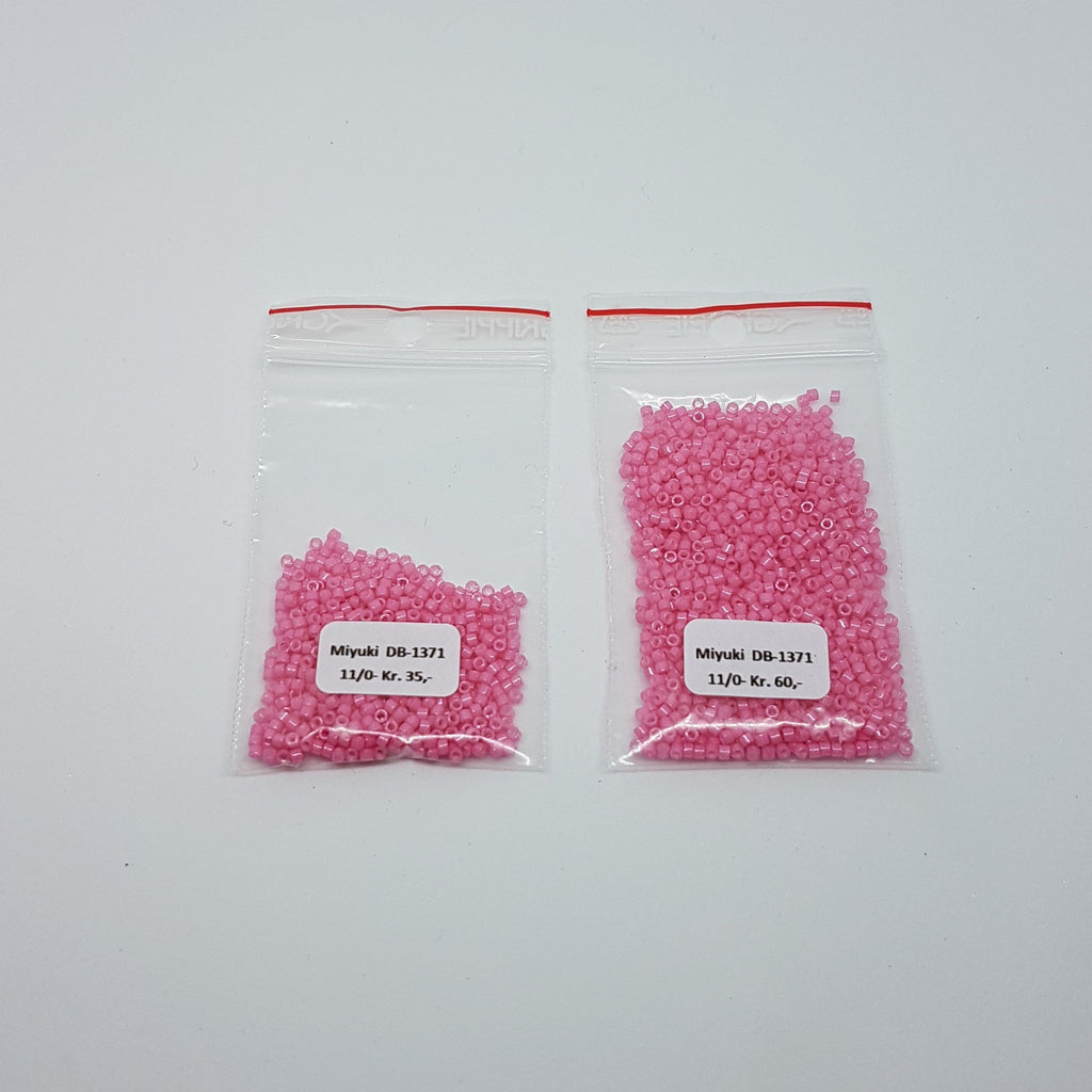 Lyserøde Glasperler, Delica beads, opaque pink nellike