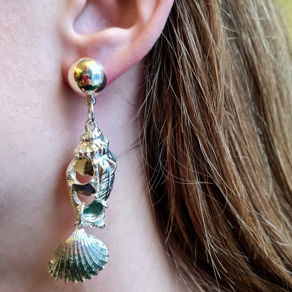 Øreringe ørestikkere strandskaller i forsølvet og forgyldt messing Beadhouse of Copenhagen