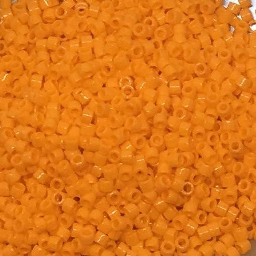 Orange Glasperler, Delica beads, opaque mandarin