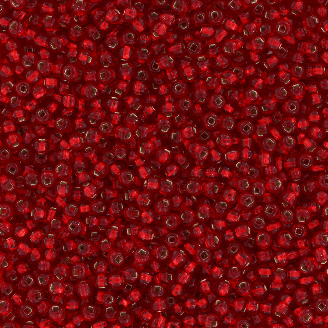 Rød Glasperle. Preciosa Seed Beads. Red Silverlined