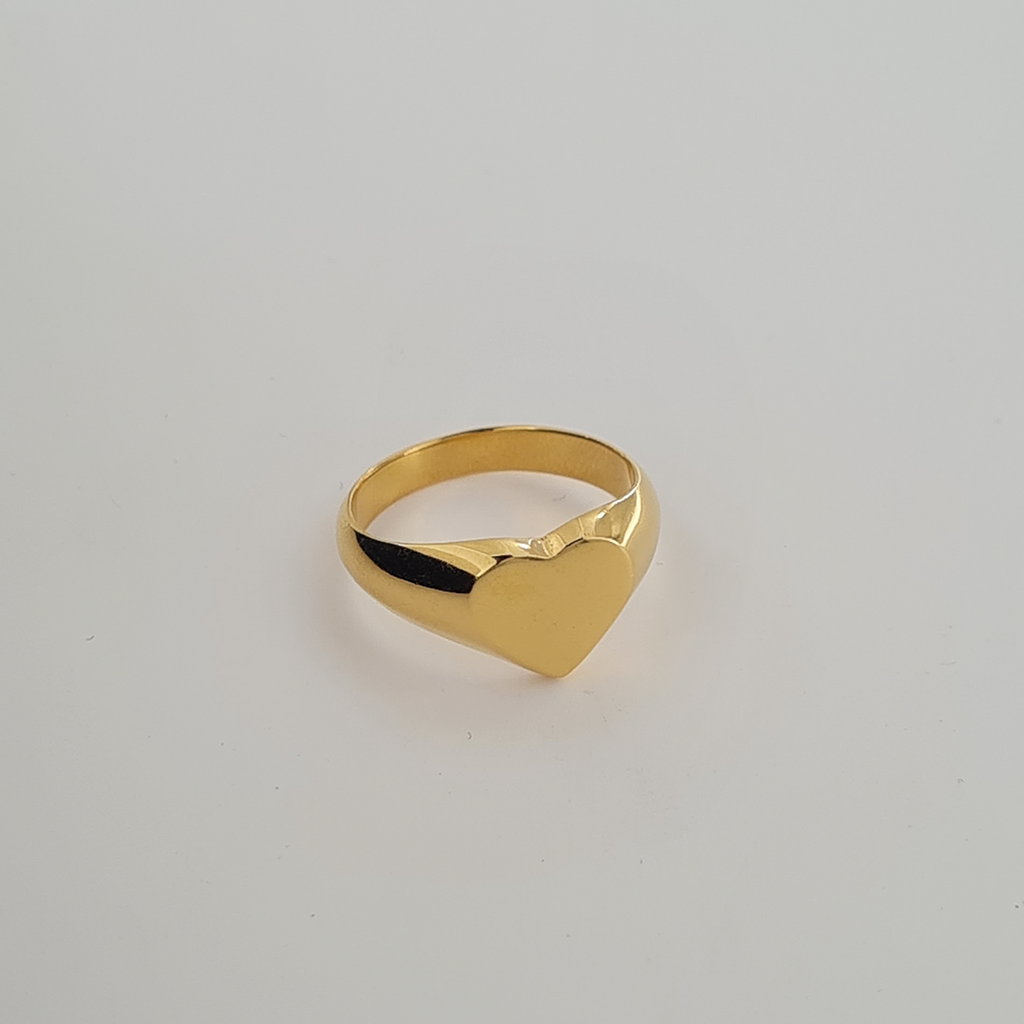 Fingerring i sterlingsølv, hjerte signet ring. 003A. Forgyldt med 24 karat guld