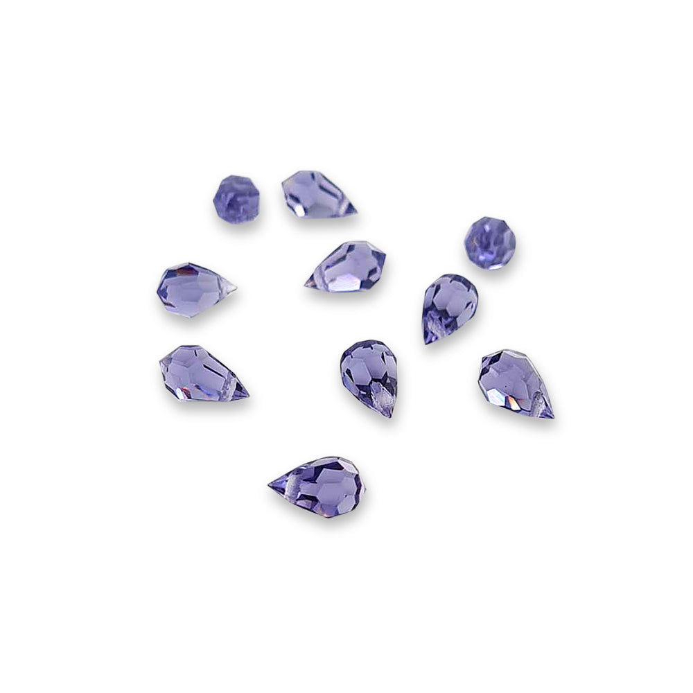 Lilla Preciosa Crystal Drops i Lavendel. 6x10 mm.
